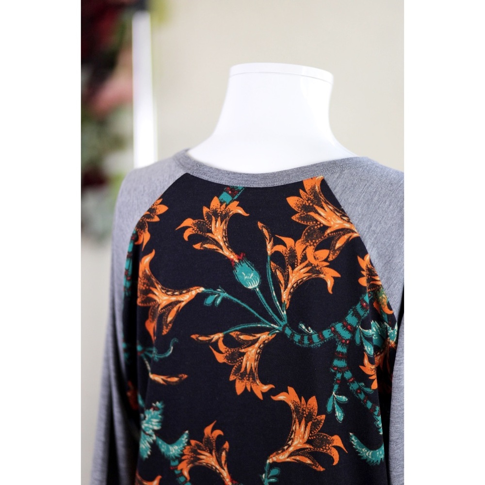 LuLaRoe Randy Top - Size M - Picture 2 of 5